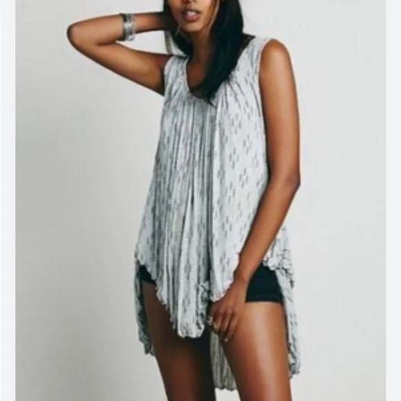 Free People Hummingbird Moonshine Grey Printed Tunic Tank Top - Picture 1 of 5